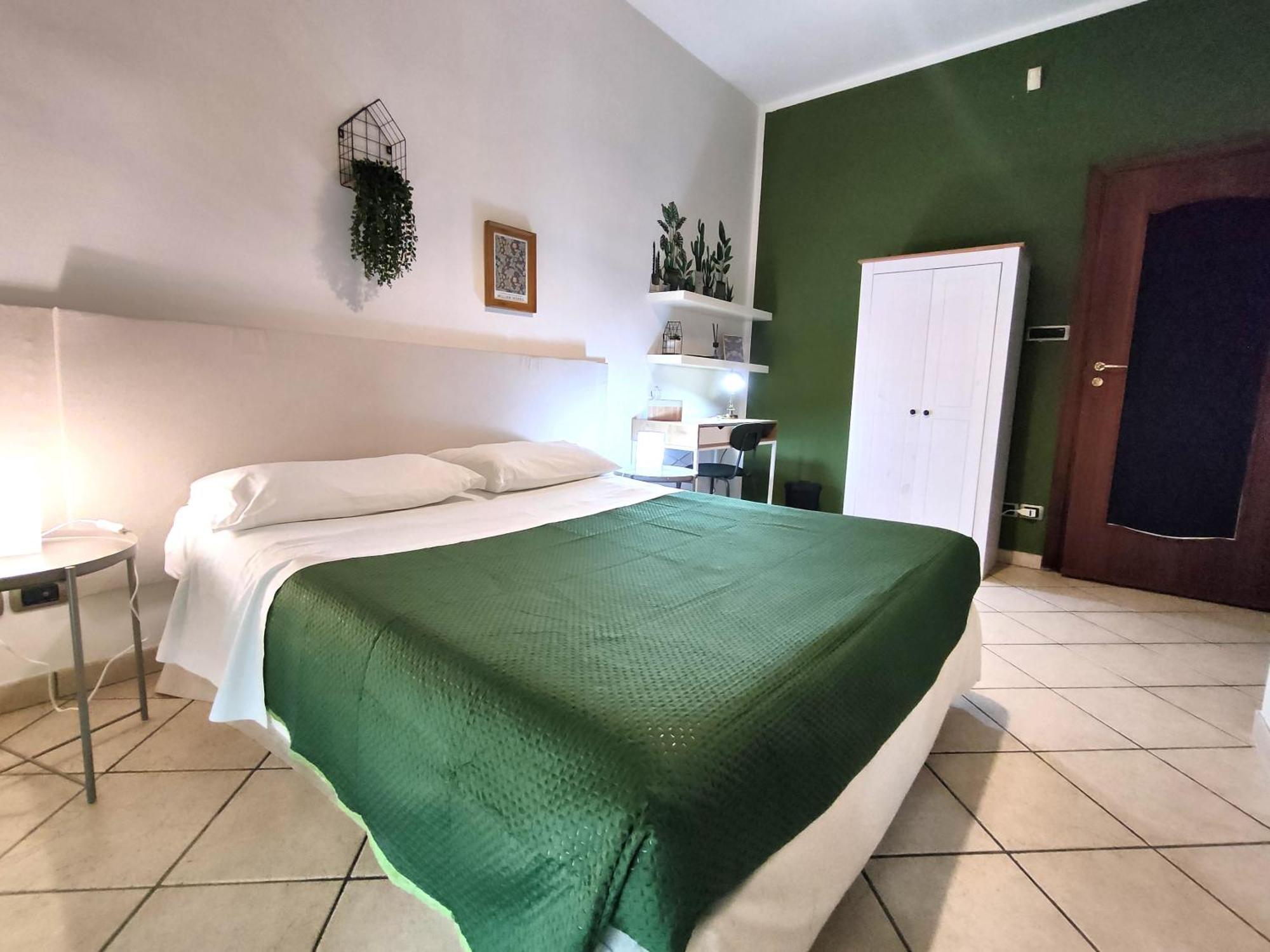 Casa Viola A 900 Mt Dalla Staz. Centrale Pescara Buitenkant foto