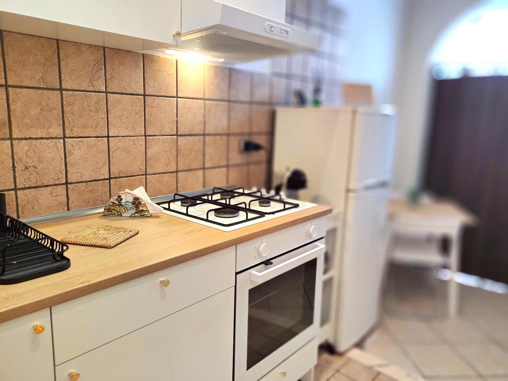 Casa Viola A 900 Mt Dalla Staz. Centrale Pescara Buitenkant foto